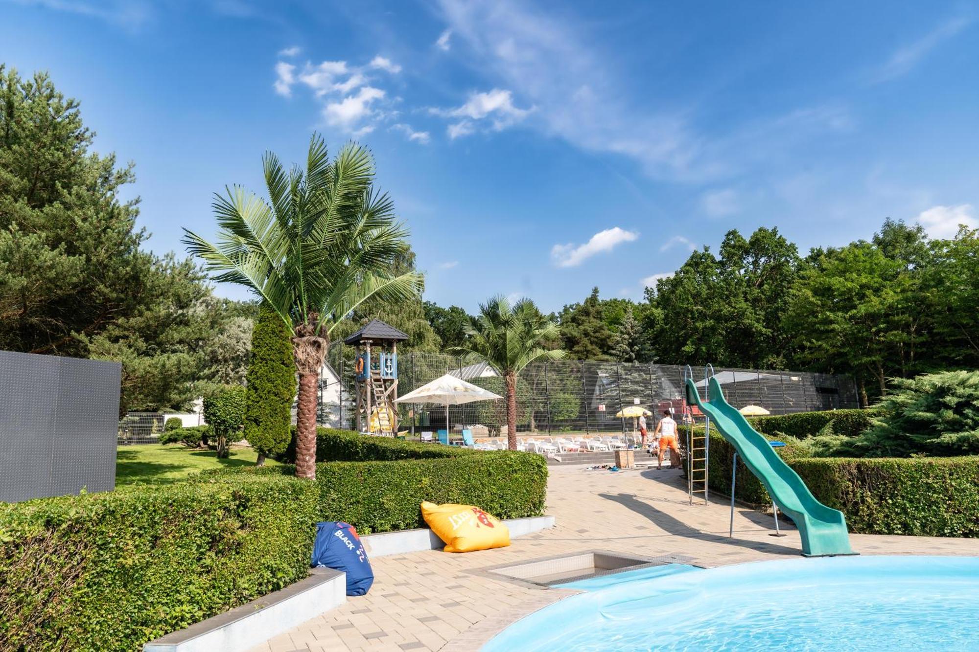 Chaty - Resort Aqua Maria Velaty 外观 照片